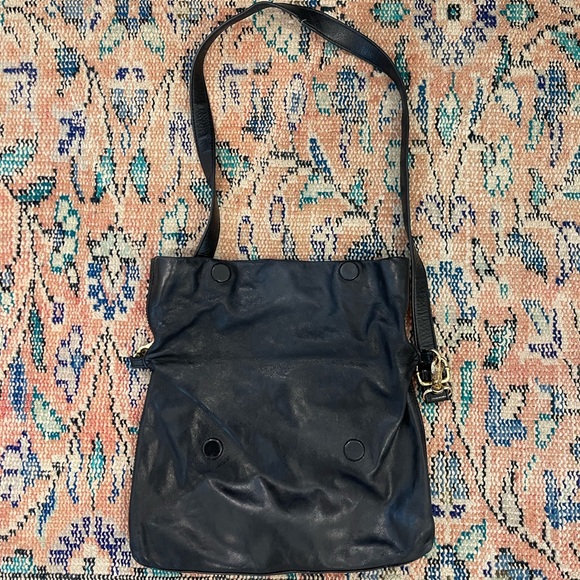 Tory Burch Black leather crossbody bag - Picture 2 of 6